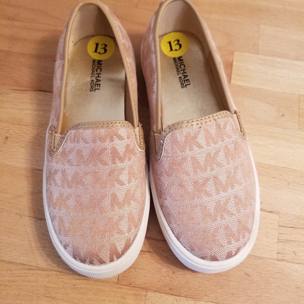 Girls size 13 Michael Kors Monogram slip on